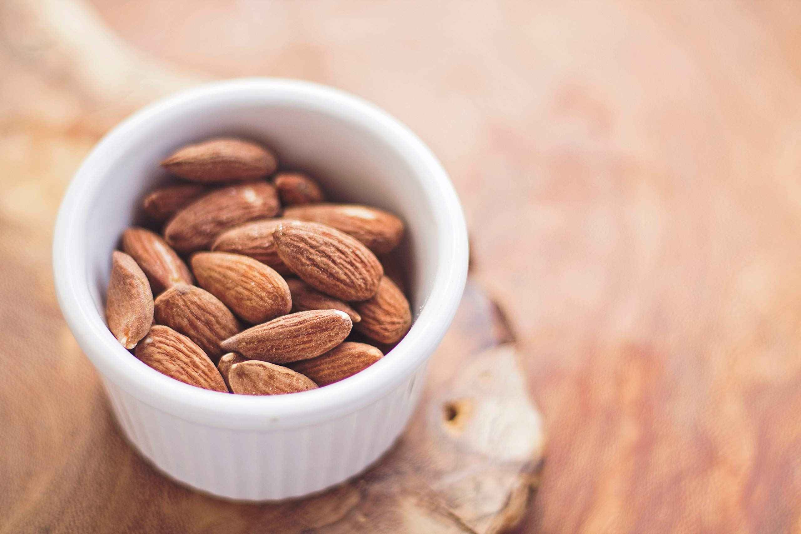 Anna and Sarah Roasted and Salted Almonds (Roasted Salted, 5 Lbs)