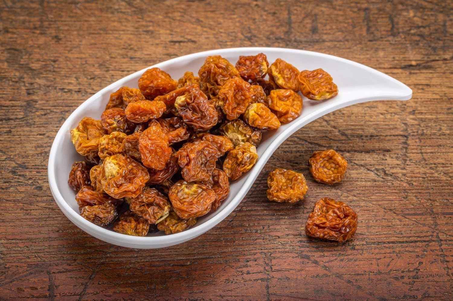 Anna and Sarah Organic Dried Golden Berries, Sun-Dried All Natural Goldenberries, Plant-Based, Sweet and Tangy, High in Antioxidants, Resealabla Bag 1 Lb