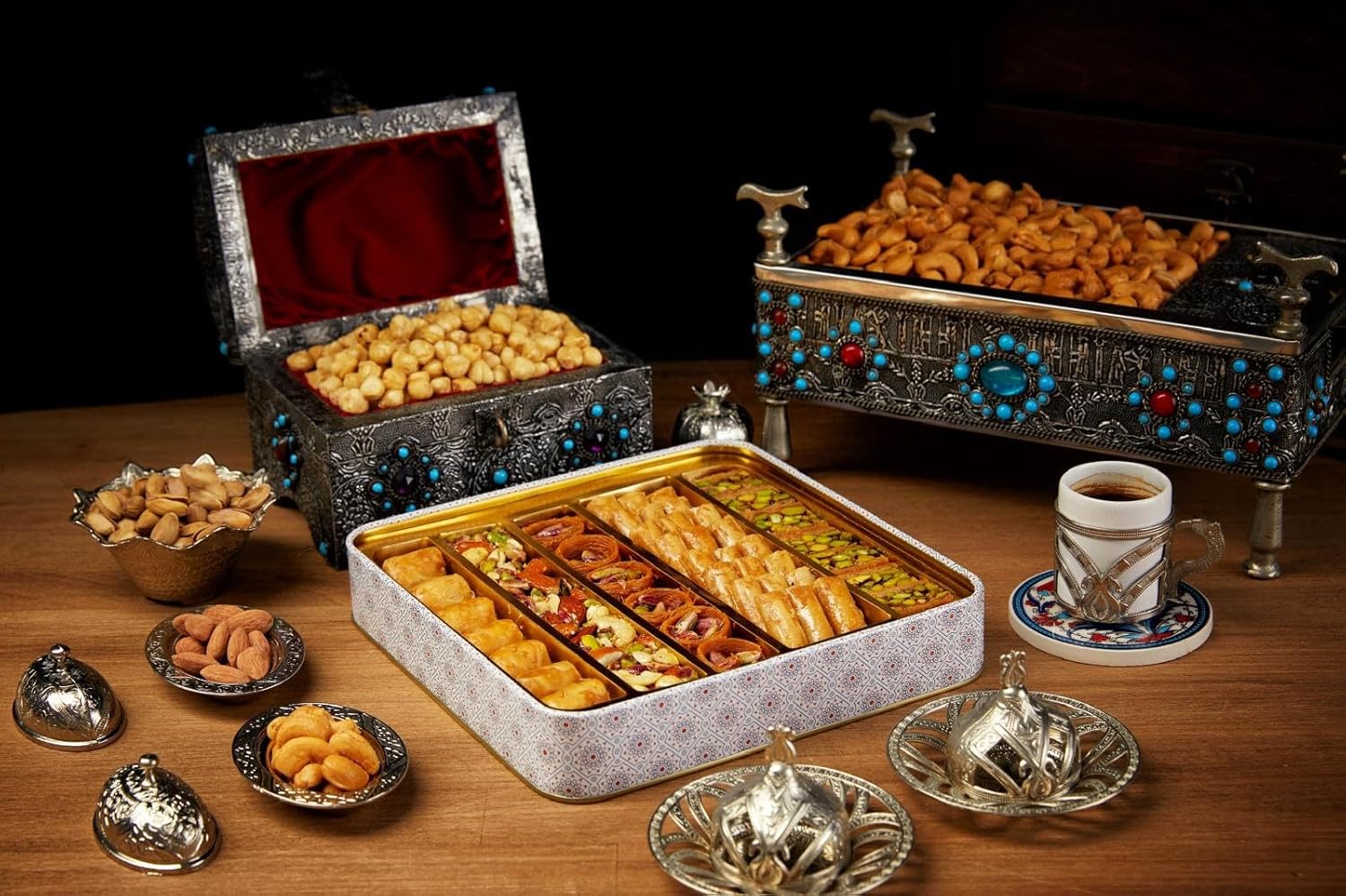 Sarah's Candy Factory 1.1 Lb Assorted Premium Baklava Pastry Gift Box Halal Snacks